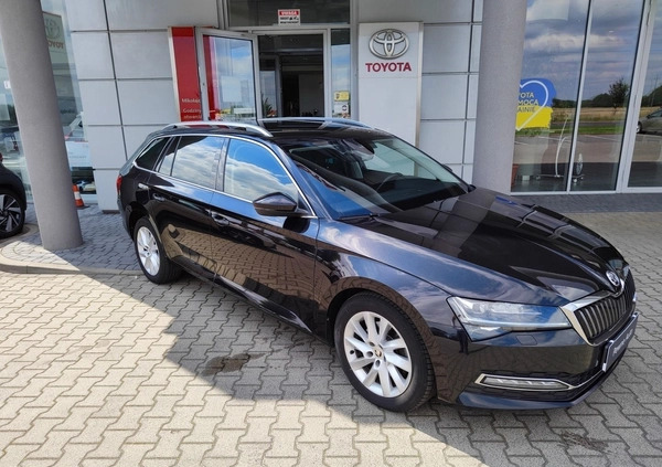 Skoda Superb cena 107900 przebieg: 173491, rok produkcji 2020 z Stary Sącz małe 379